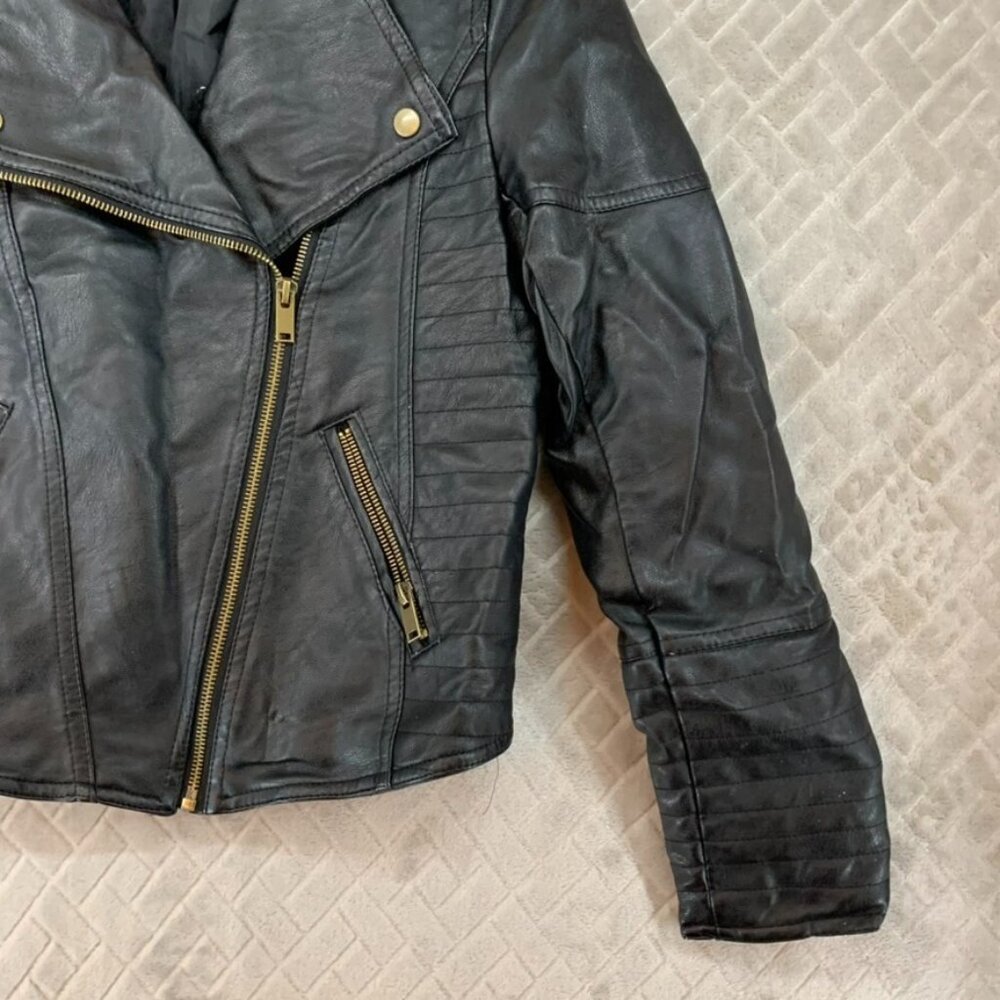 Love Tree Black Faux Leather Moto Jacket - Picture 4 of 15